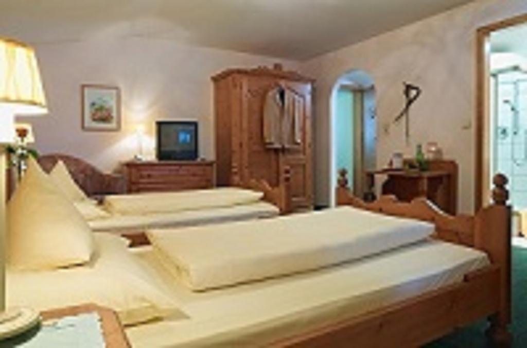 Hotel B&B "Zur Schanz" Ebbs Exterior photo